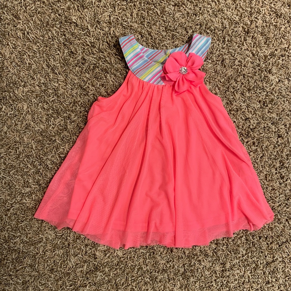 Flowy Tank